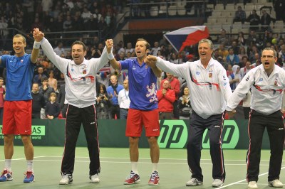FOTO: Postupová radost družstva ČR po sobotní čtyřhře