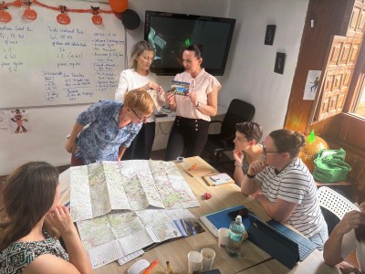 Účastníci projektu při posilování pedagogických dovedností na Tenerife. Foto: MMO