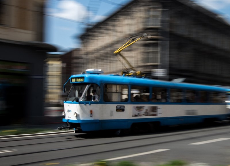 Tramvaj ujela přes dva miliony kilometrů, nyní se promění v kavárnu