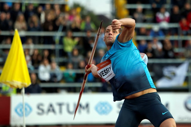 Oštěpař Vítězslav Veselý.