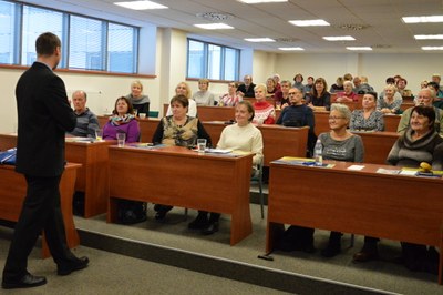 Slavnostní zakončení aktuálního ročníku akademie SeniorOVA. Foto: MPO