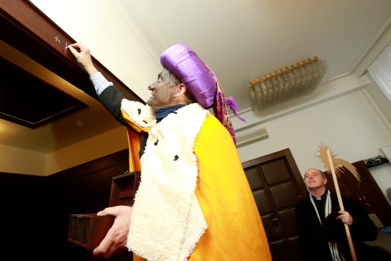 K+M+B, čili Kristus žehná tomuto domu (Christus mansionem benedicat).