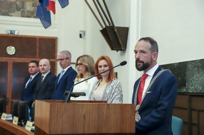 Z jednání ustavujícího zastupitelstva. Foto: Adolf Horsinka