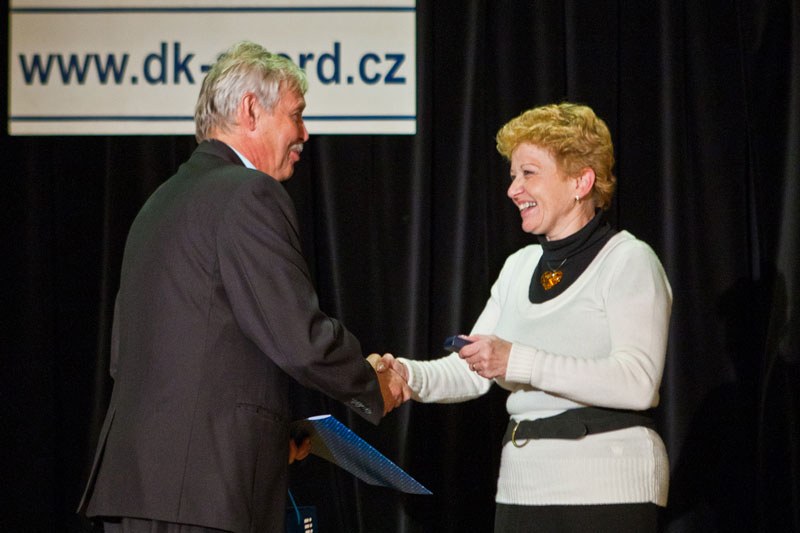 Libor Bílek, ředitel ZŠ J. Šoupala z Poruby, s Marií Horvátovou