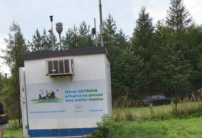 Měřicí stanice v Radvanicích. Foto: René Stejskal.