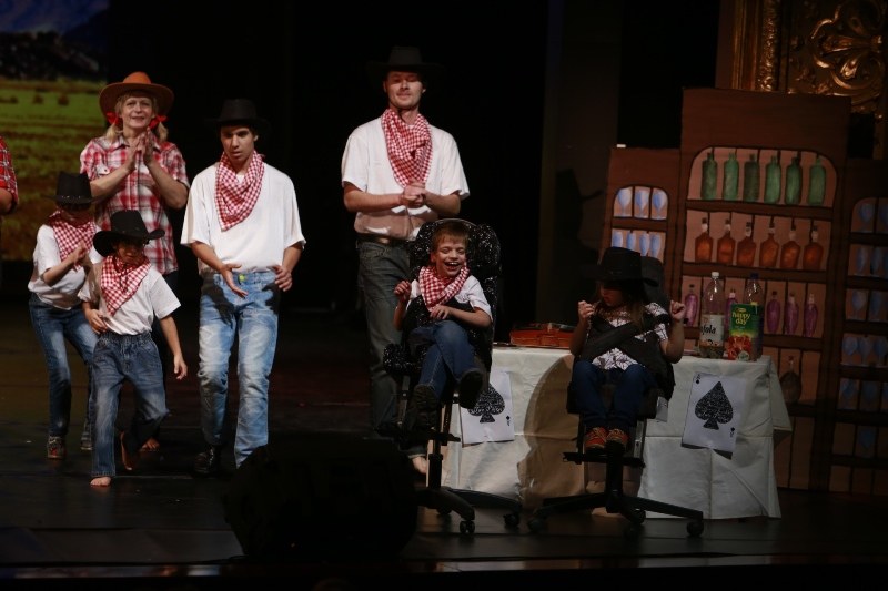 Vystoupení nepostrádala vtip a humor.