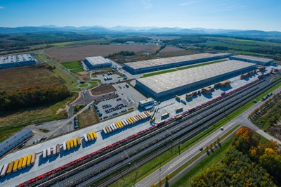 Pozemky, na kterých vyroste špičkové logistické centrum pro firmu BMW. Foto: Concens Investments 