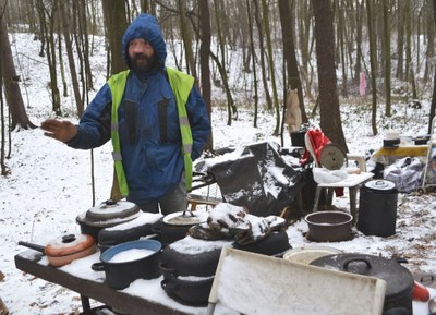 Někteří bezdomovci pobývají i silných v mrazech venku, přestože mohou využít noclehárny v rámci Zimního programu města Ostravy. Ilustrační foto: René Stejskal