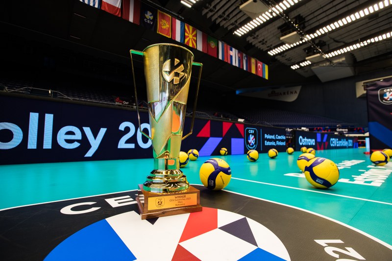 V Ostravar Aréně je k vidění trofej pro vítěze evropského volejbalového šampionátu V Ostravar Aréně je k vidění trofej pro vítěze evropského volejbalového šampionátu