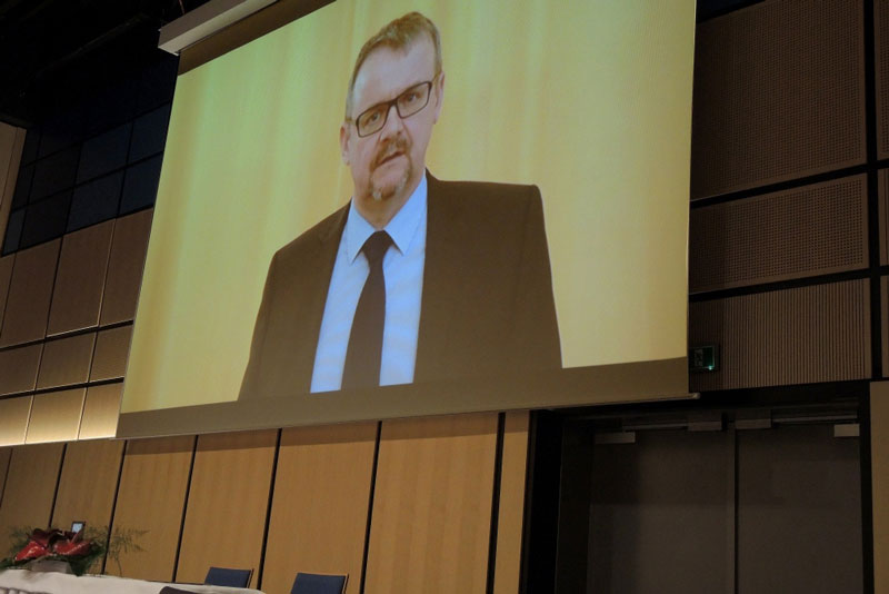 Účastníky jednání pozdravil na dálku ministr D. Ťok.