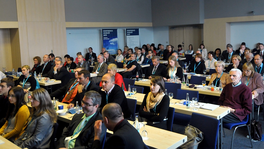 Účastníci konference Ovzduší 2013