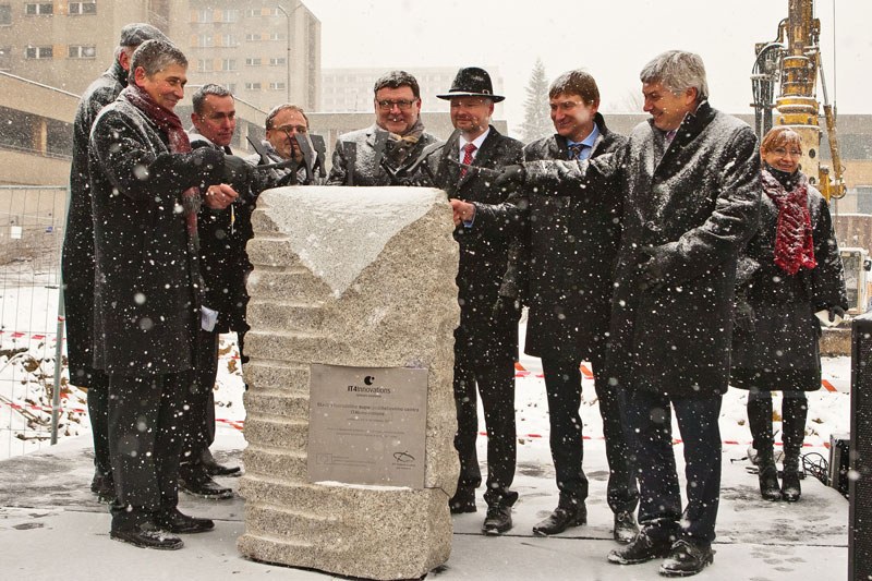 V Ostravě se staví národní superpočítačové centrum V Ostravě se staví národní superpočítačové centrum