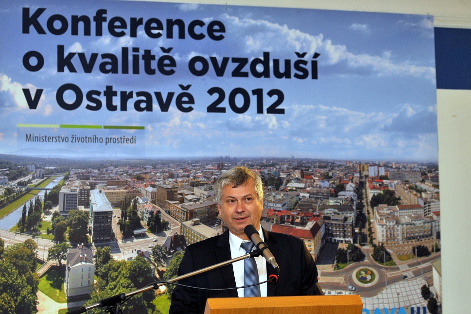 Konferenci zahájil primátor města Ostravy Petr Kajnar