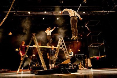 Festival v ulicích nabídne nejenom hudební produkci. Nevšední zážitek slibuje třeba vystoupení souboru Cirk La Putyka.  Foto: Pavel Kolský