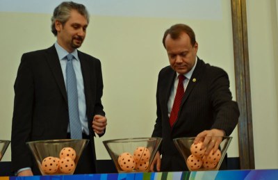 Prezident IFF Tomas Eriksson při losování  Foto: H. Oborilová