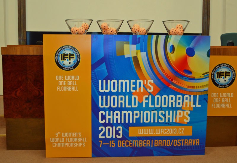 Oficiální plakát prosincového MS ve florbalu