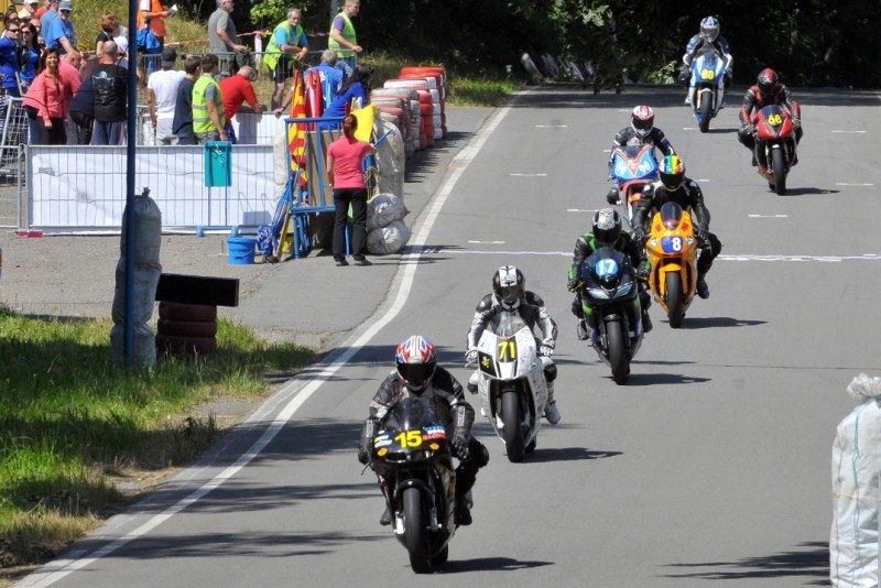 Na okruhu Františka Bartoše v Radvanicích.