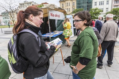 FOTO: Ilustrační snímek z akce Lidé lidem, která patří do Komunitního plánu města. Snímek Jiří Zerzoň