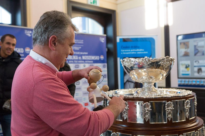 Koník, symbol Ostravy, pro vítěze Davis Cupu