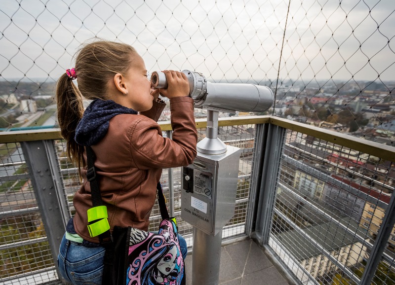 Jeden z nejhezčích pohledů na Ostravu je z Vyhlídkové věže Nové radnice. Foto: J. Zerzoň