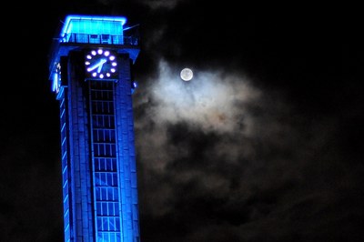 Radnice před sedmou... Foto: Martin Straka