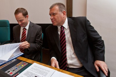 Na snímku Daniel Braun (vlevo) a Vladimír Šiška na konferenci v ostravské radnici. Snímky na stránce: Jiří Zerzoň