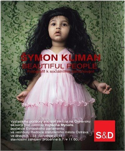Výstava Beautiful People prezentující romskou problematiku.
