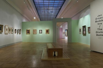 Na snímku pohled do prostor výstavy