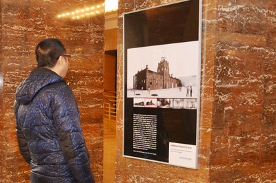 Nová výstava ve vstupních prostorách Nové radnice. 