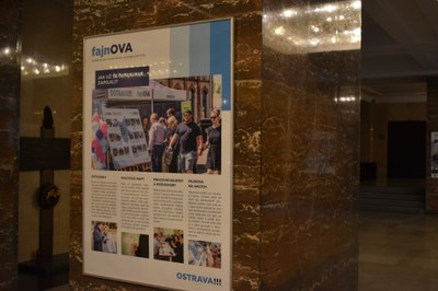 Fotografická výstava k programu fajnOVA ve foyer Nové radnice. Foto: MMO