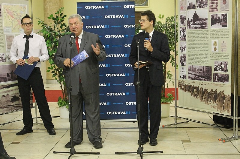 Jedním z mluvčích byl i europoslanec V. Mynář