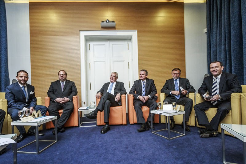 Foto z jednání ve Vítkovickém zámečku.