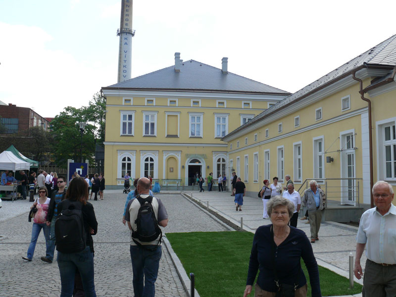 Vítkovický zámeček (ilustr. foto).