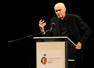 S přednáškou Fenomén Shakespeare vystoupil profesor Martin Hilský. Snímky: NDM Vojtěch Žižka