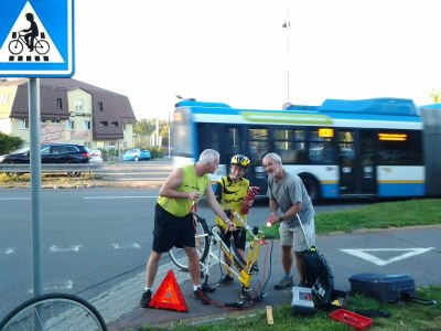 Eduard Honysz: Bylo-li by libo trochu pomoci? Jeden z oceněných snímků z loňského ročníku soutěže.