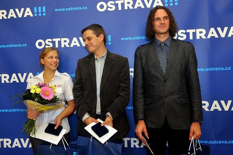 M. Peterová, J. Strnadel a V. Srp zachránili život mladému Polákovi na "Coloursech"