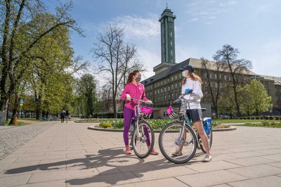 Zájem o sdílená kola opět raketově roste. Foto: Boris Renner.