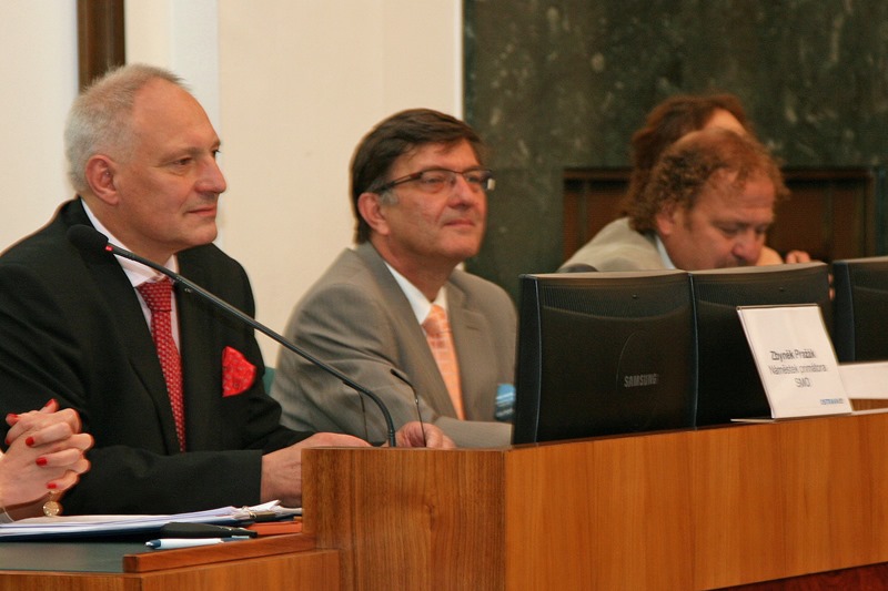 Delegáty EFA přivítal náměstek primátora Zbyněk Pražák.