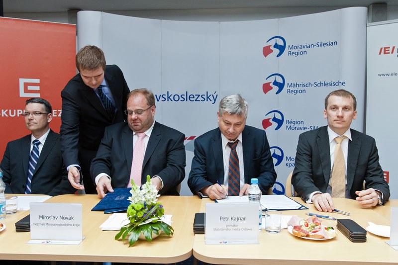 Podpis memoranda k projektu Elektromobilita