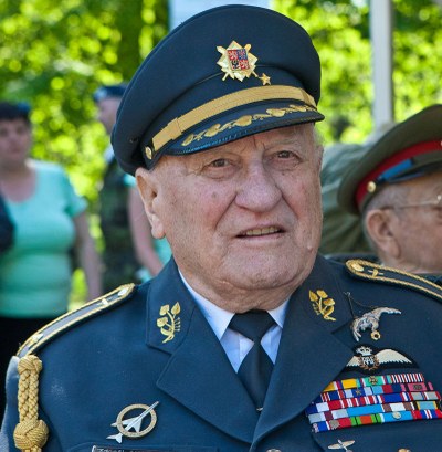Brigádní generál Zdeněk Škarvada (1917-2013)