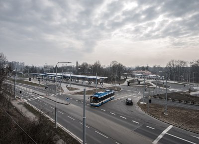 Mezi oblasti, s nimiž jsou Ostravané nadprůměrně spokojeni, patří doprava. Na snímku terminál Hranečník. Foto: L. Kaboň
