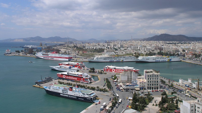 Port_of_Piraeus_Panoramic_View.JPG