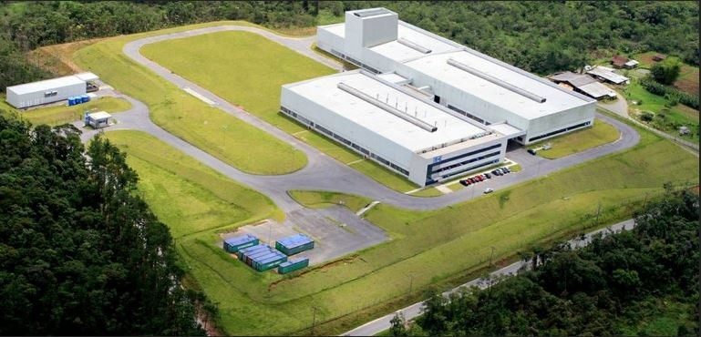 Mošnov industrial zone welcomes an Italian investor with plans to build a new factory on land purchased from the City Mošnov industrial zone welcomes an Italian investor with plans to build a new factory on land purchased from the City