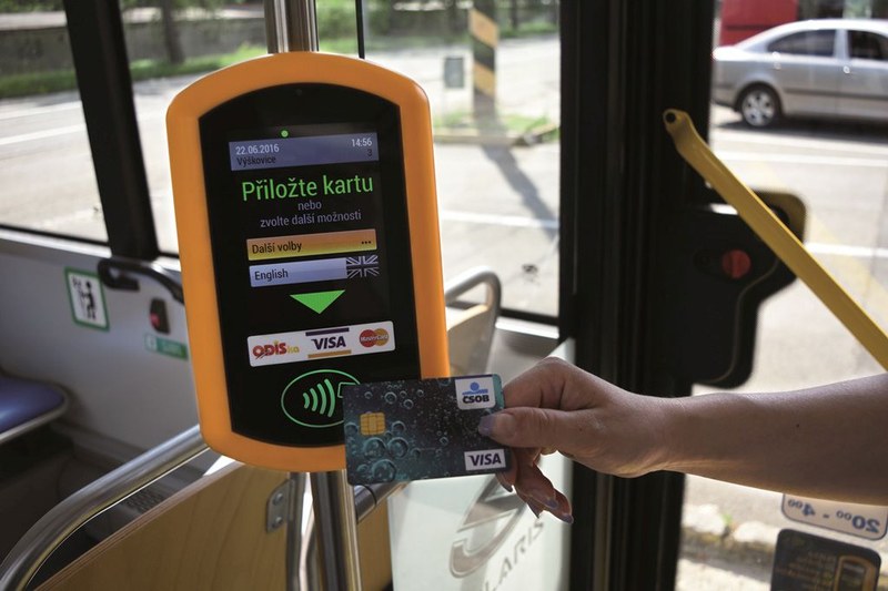 Number of card payments in Ostrava public transport is skyrocketing even after two years Number of card payments in Ostrava public transport is skyrocketing even after two years