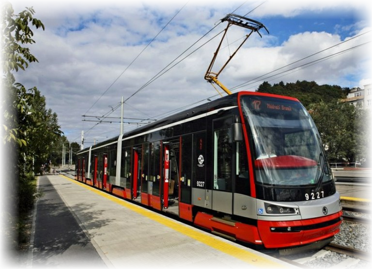 Ostrava will have new trams for 200 persons Ostrava will have new trams for 200 persons