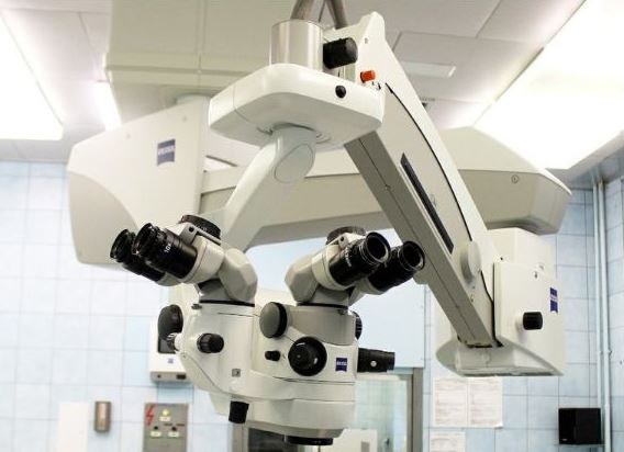 Ostrava’s City Hospital acquires state-of-the-art new surgical microscope Ostrava’s City Hospital acquires state-of-the-art new surgical microscope