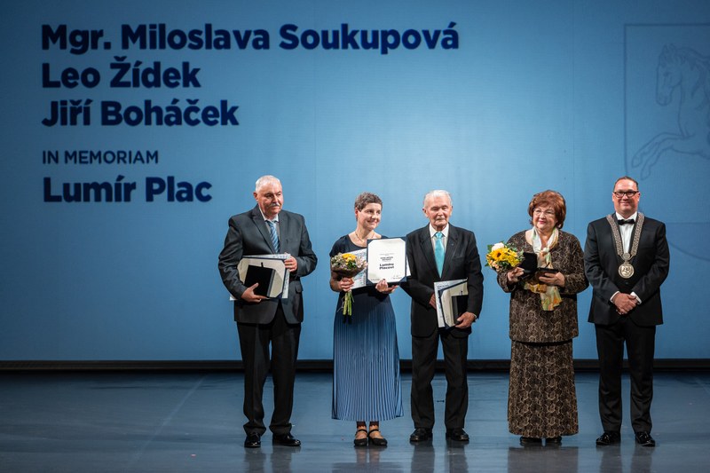 Prizewinners of the Ostrava City Award with Ostrava's Mayor Jan Dohnal (far right). Photo: Jiří Zerzoň