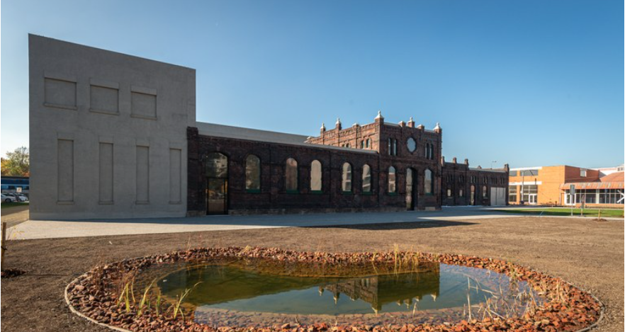 The PLATO contemporary art gallery. Photograph above: Lukáš Kaboň. Photograph below: Martin Polák 