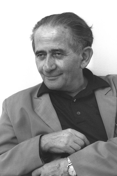 Photo - @Fritz Cohen, wikipedia.org