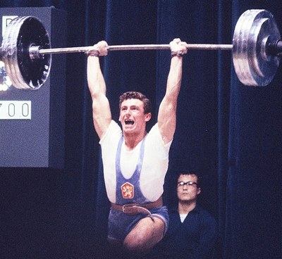 Photo - @Neznámý (Asahi Shinbun), wikipedia.org